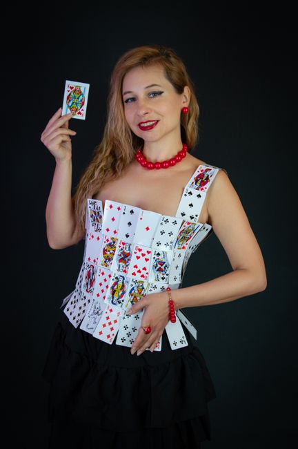 Slots, Poker and the Real Math Behind Casino Wins